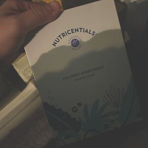 Nutricentials Face Mask NEW